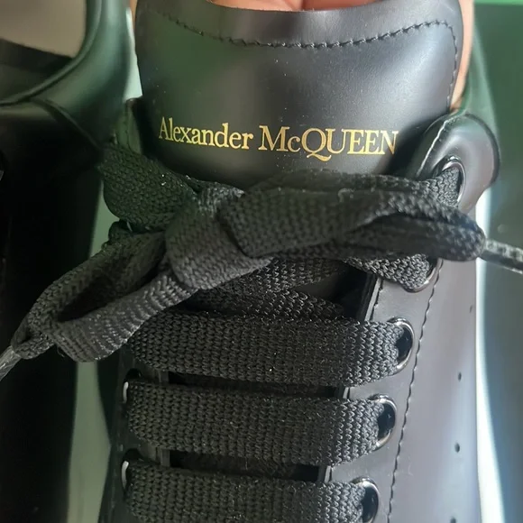 Real alexander mcqueens in excellent condition - Picture 3 of 5
